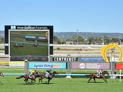 LE BONSIR MAKES IT A TWO STATE DOUBLE..